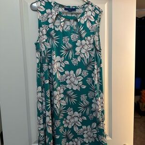 APT.9 Floral Dress in Green and White
